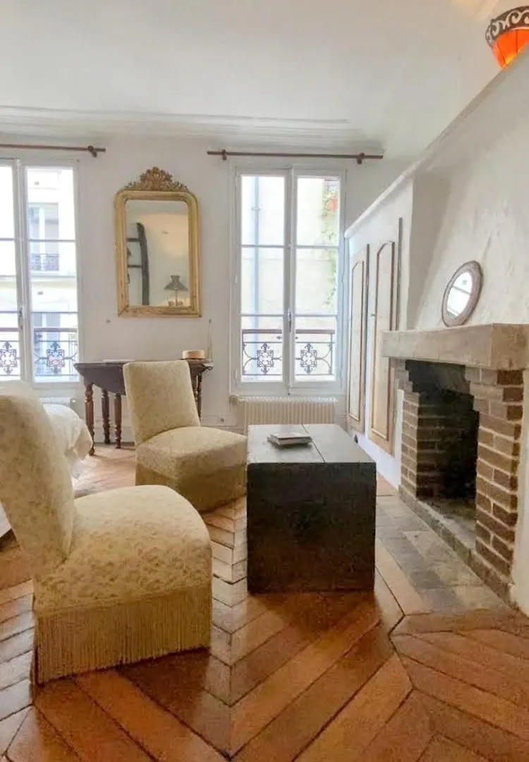 Montmartre Soulful Stay One Month Parijs